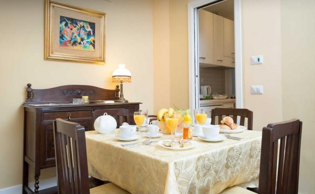 Longhi Holidays House Рим Номер фото